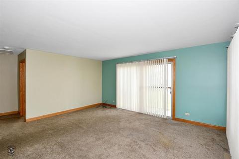 226 Apache Ct, Bolingbrook, IL 60440 photo 7