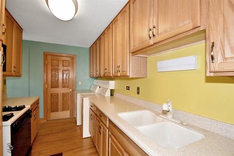 226 Apache Ct, Bolingbrook, IL 60440 photo 10