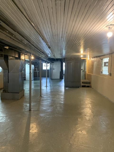 7122 S Artesian Ave, Chicago, IL 60629 photo 13