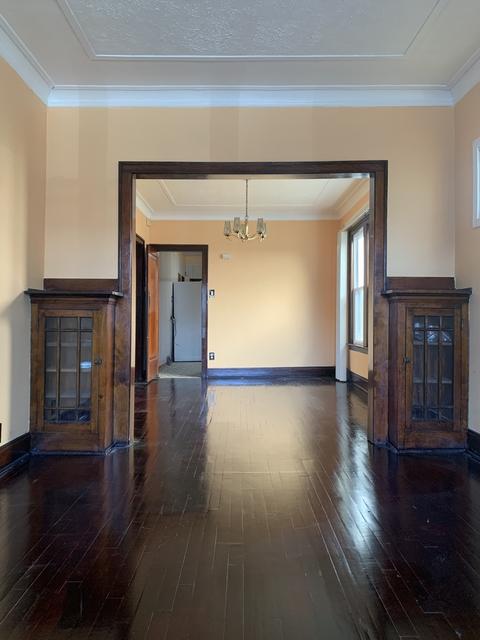 7122 S Artesian Ave, Chicago, IL 60629 photo 2