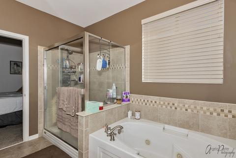 4206 Ella Ct, Johnsburg, IL 60051 photo 13
