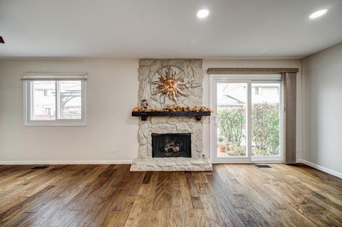 1520 Johnstown Ct, Wheaton, IL 60189 photo 3