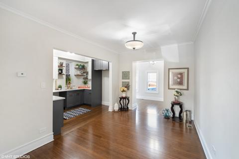 2522 E 74th St, Chicago, IL 60649 photo 4
