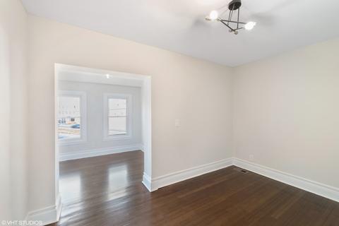 2522 E 74th St, Chicago, IL 60649 photo 8
