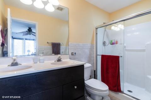 183 W Algonquin Rd, Des Plaines, IL 60016 photo 7