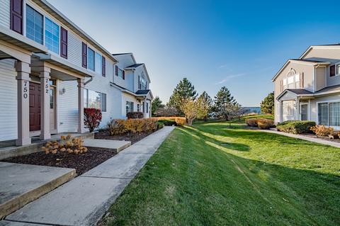 752 County Line Rd, Aurora, IL 60502 photo 28