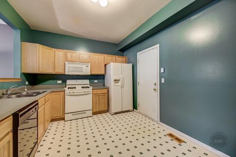 752 County Line Rd, Aurora, IL 60502 photo 13