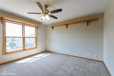 1008 Casey Dr, Minooka, IL 60447 photo 21