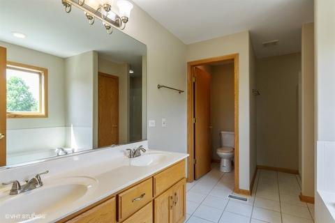 1008 Casey Dr, Minooka, IL 60447 photo 26