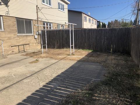 8965 Lyons St, Des Plaines, IL 60016 photo 31