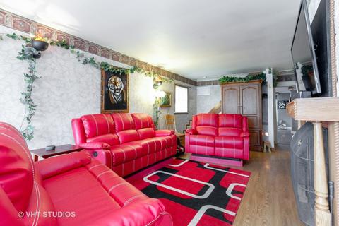 3113 Phillips Ave, Steger, IL 60475 photo 5
