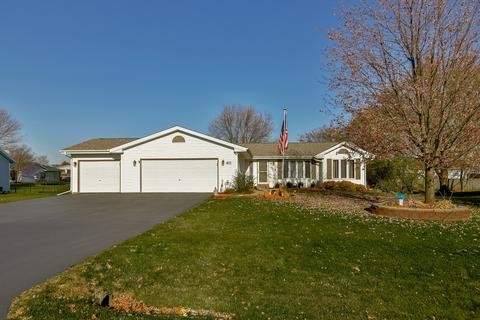 411 Hickory Dr, Davis Junction, IL 61020 photo 1
