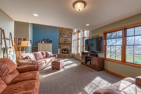 949 W Kentucky Rd, Beecher, IL 60401 photo 5