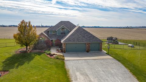 949 W Kentucky Rd, Beecher, IL 60401 photo 2