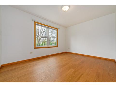 2303 Appleby Dr, Wheaton, IL 60189 photo 15