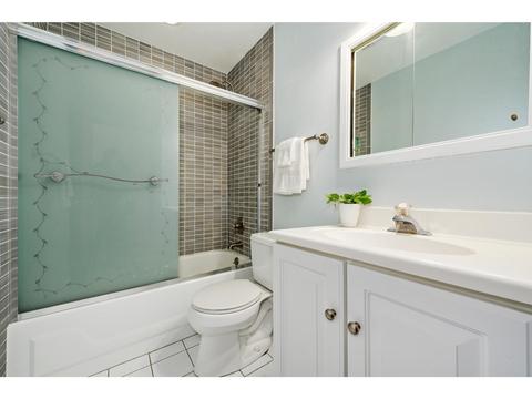 2303 Appleby Dr, Wheaton, IL 60189 photo 13