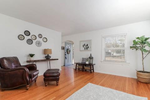 903 N School St, Normal, IL 61761 photo 17