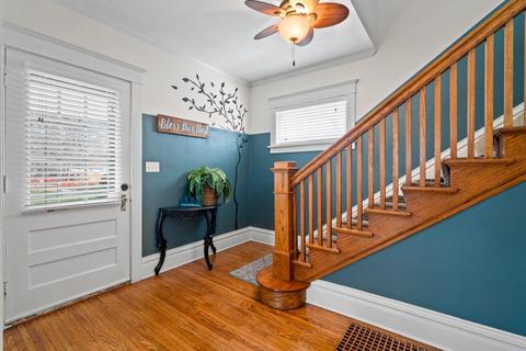 332 Plum St, Aurora, IL 60506 photo 3