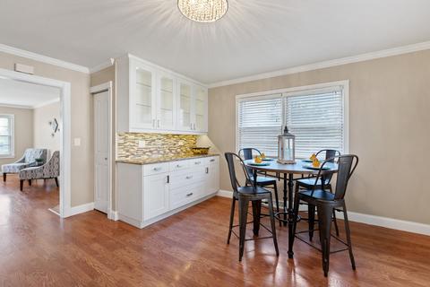 1313 Coolidge Ave, Wheaton, IL 60189 photo 7