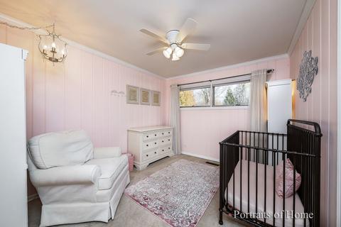 2102 Driving Park Rd, Wheaton, IL 60187 photo 18