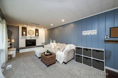 2102 Driving Park Rd, Wheaton, IL 60187 photo 11