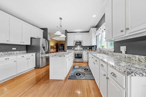 3650 White Deer Dr, Algonquin, IL 60102 photo 9