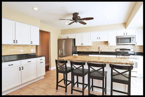 709 N Maple St, Itasca, IL 60143 photo 10