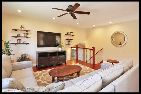 709 N Maple St, Itasca, IL 60143 photo 4