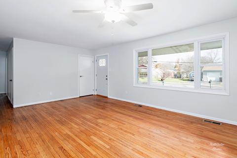 1915 N Eastern Ave, Mchenry, IL 60050 photo 9