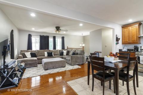 1270 Forest Ave, Aurora, IL 60505 photo 5