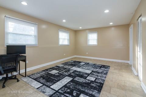 1270 Forest Ave, Aurora, IL 60505 photo 7
