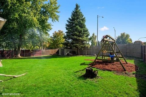2816 Rolling Meadows Dr, Naperville, IL 60564 photo 15