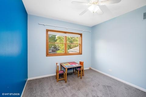 2816 Rolling Meadows Dr, Naperville, IL 60564 photo 8