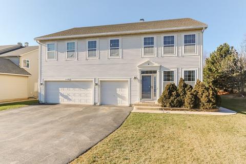 120 Ruzich Dr, Bartlett, IL 60103 photo 1