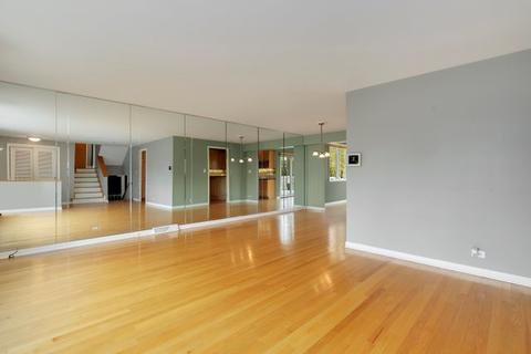 1113 Pfingsten Rd, Glenview, IL 60025 photo 3