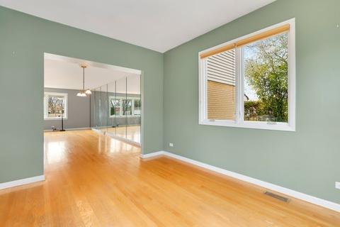 1113 Pfingsten Rd, Glenview, IL 60025 photo 6