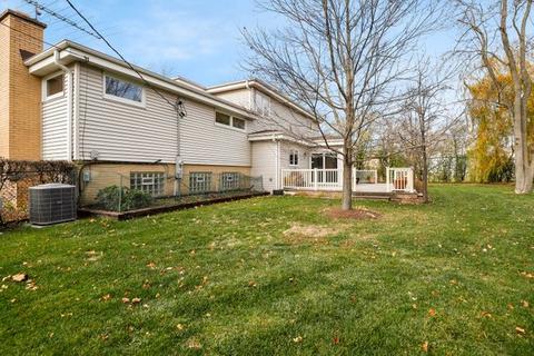 1113 Pfingsten Rd, Glenview, IL 60025 photo 32