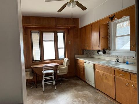 507 N Base St, Morrison, IL 61270 photo 3