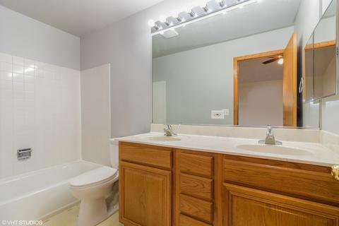 11456 S Preakness Dr, Plainfield, IL 60585 photo 9