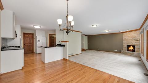 336 Pebble Beach Ln, Bartlett, IL 60103 photo 6