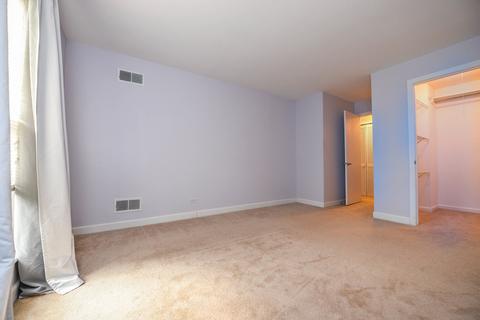 5300 Carriageway Dr #110, Rolling Meadows, IL 60008 photo 18