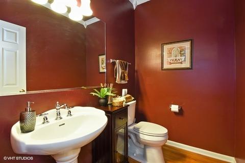 1300 Bison Ln, Hoffman Estates, IL 60192 photo 18