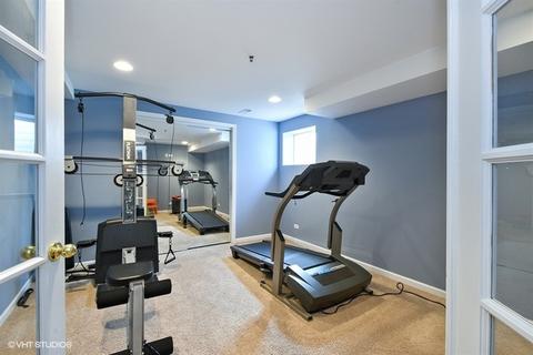 1300 Bison Ln, Hoffman Estates, IL 60192 photo 19
