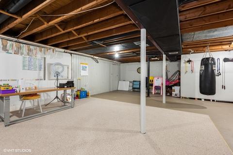 1010 Oakley Ave, Elgin, IL 60123 photo 22