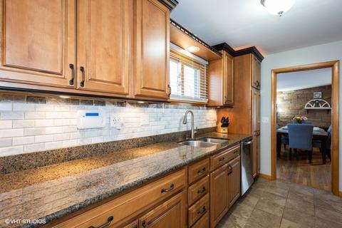 1010 Oakley Ave, Elgin, IL 60123 photo 14
