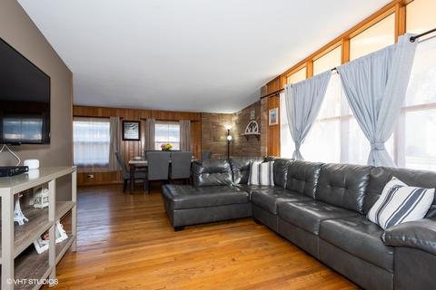 1010 Oakley Ave, Elgin, IL 60123 photo 9