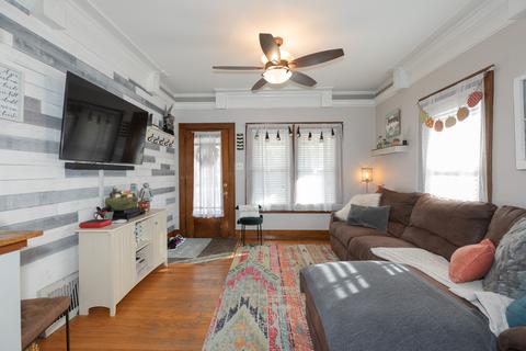 18354 School St, Lansing, IL 60438 photo 2