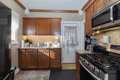18354 School St, Lansing, IL 60438 photo 6