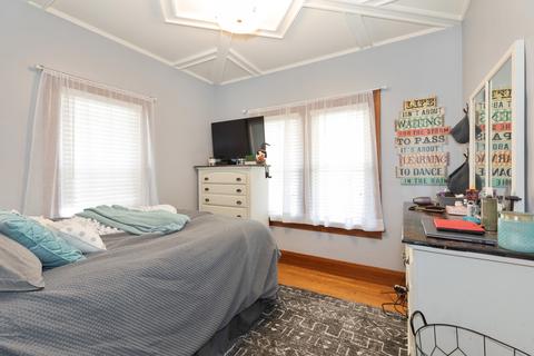 18354 School St, Lansing, IL 60438 photo 8