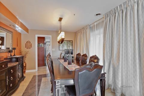 1285 E River Dr, Des Plaines, IL 60018 photo 12